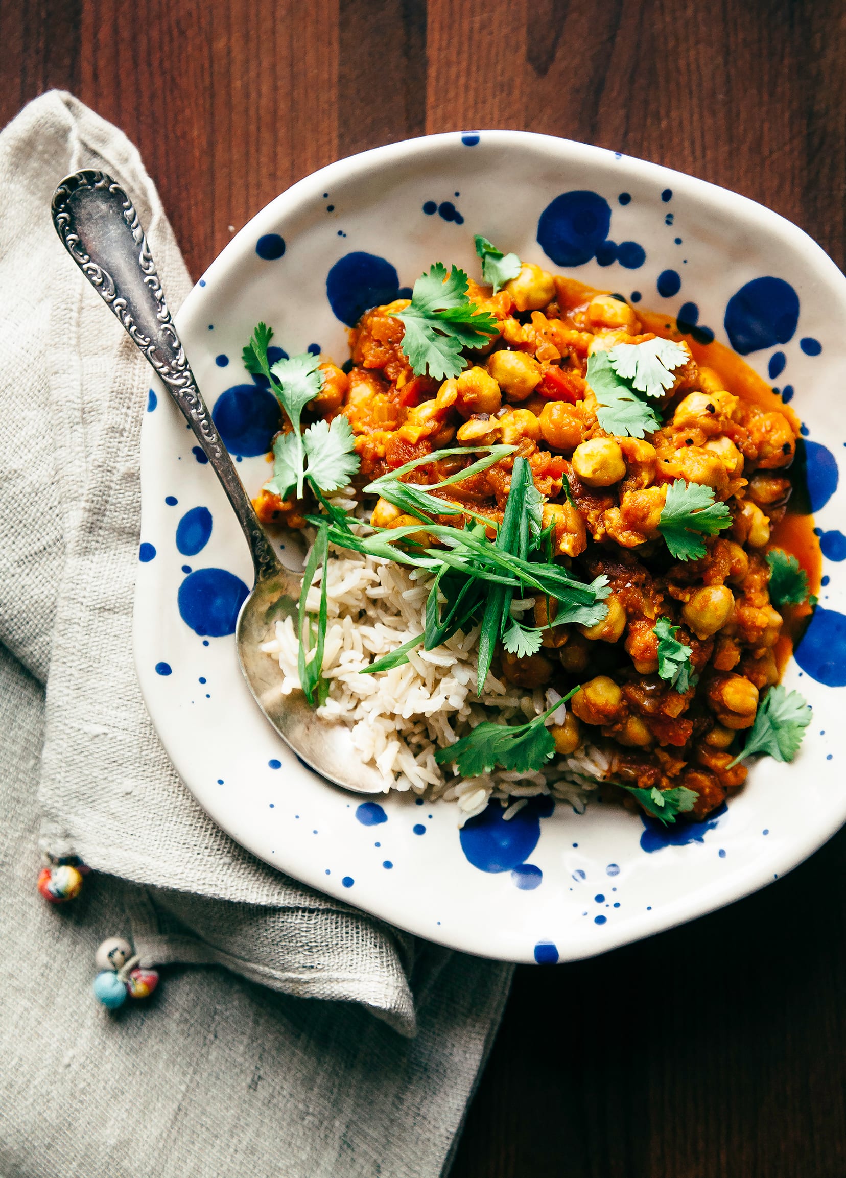 Super Easy Chana Masala (Instant Pot - Pressure Cooker Recipe)