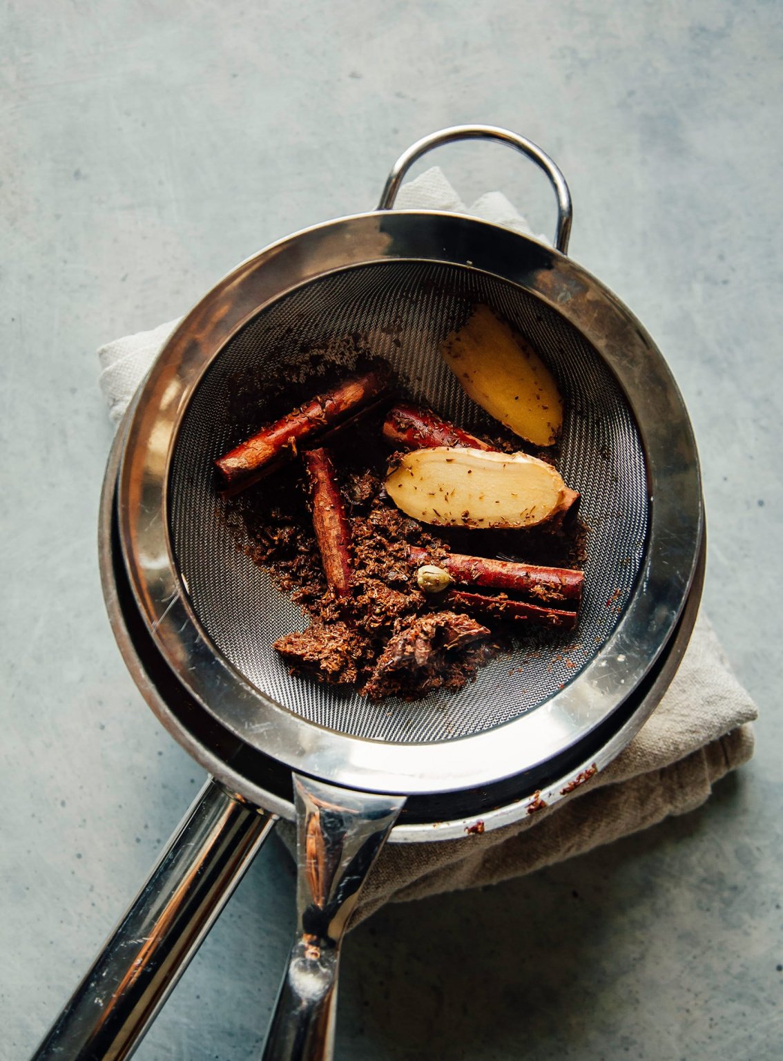 Masala Rooibos Chai Latte & Concentrate (dairyfree) The First Mess