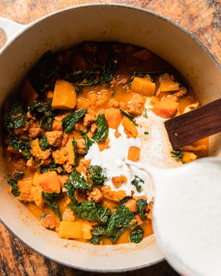 https://thefirstmess.com/wp-content/uploads/2023/10/vegan-butternut-squash-zuppa-toscana-06-740x925.jpg